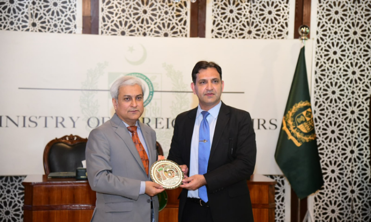 FO briefs National Media Workshop participants on Pakistan's foreign policy