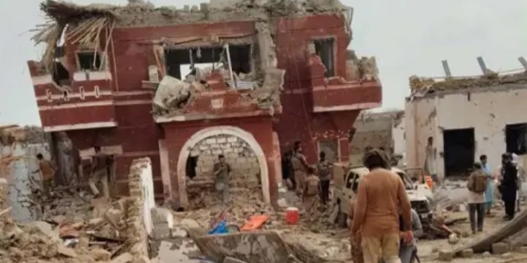 15 security personnel, official martyred as forces kill 12 terrorists in Tank attack