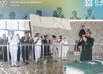 Indonesian ambassador visits Mazar-e-Quaid in Karachi