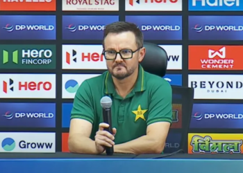 Hesson seeks broader leadership culture in Pakistan team, backs new contract model