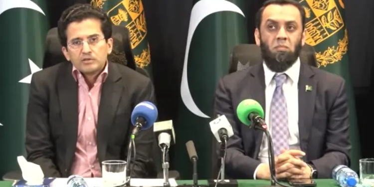 Pakistan to shift to daily fuel price adjustments amid global oil market volatility