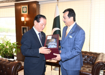 Gilani seeks stronger Pakistan-South Korea collaboration in biotechnology, AI