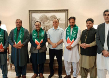 Former AJK PM Sardar Tanveer Ilyas joins IPP ahead of July 27 polls