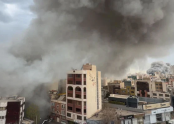 US-Iran conflict escalates as fresh strikes kill soldiers, oil supply risks mount