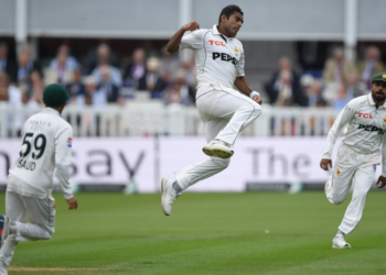 Pakistan bowlers keep England under pressure on opening day at Lord’s
