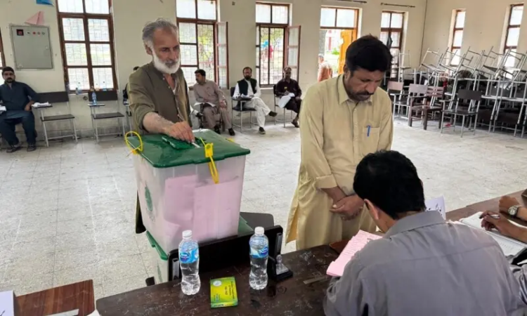 Polling concludes at 23 stations in AJK’s Bagh as election commission withholds results