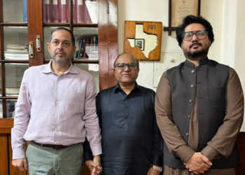 Sindh Assembly deputy speaker, MPA offer condolences to Isphanyar Bhandara