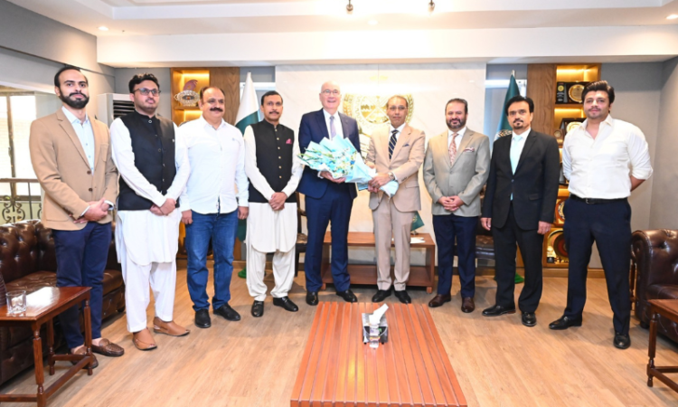 Pakistan, Australia explore new opportunities for trade and investment