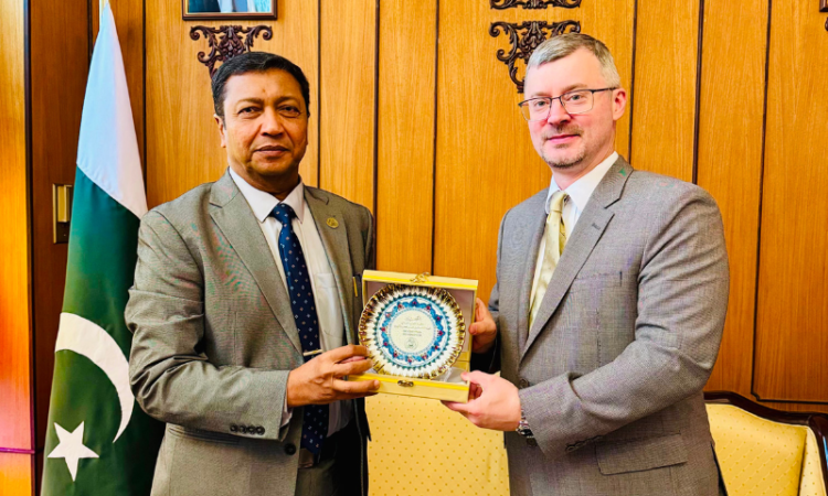 Russia, COMSTECH explore new avenues for scientific and academic cooperation