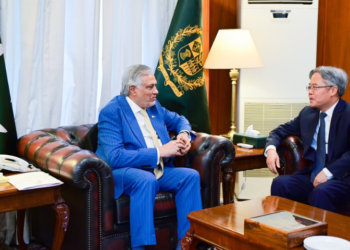 Pakistan, China reaffirm close ties as Dar meets Ambassador Jiang Zaidong