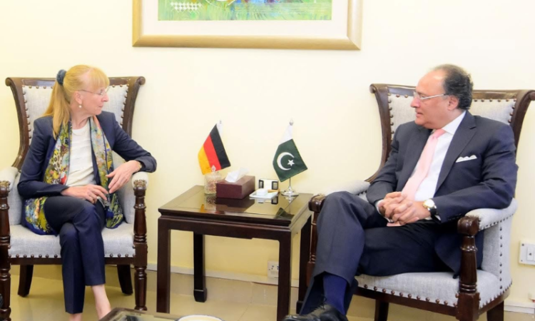 German ambassador, finance minister discuss stronger Pakistan-Germany economic ties