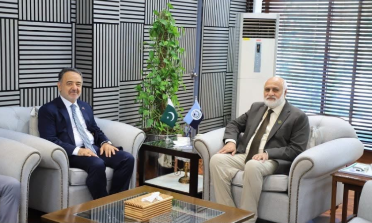 HEC chairman, Turkish ambassador discuss stronger higher education cooperation