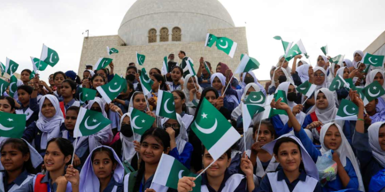 Pakistan leadership calls for unity, reforms as nation marks 79th Independence Day