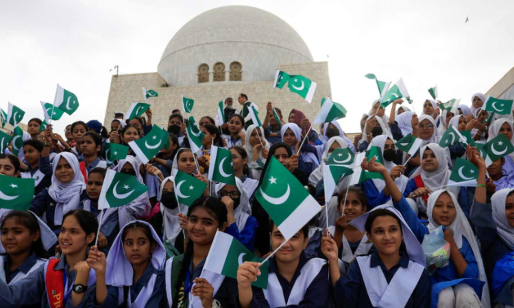 Pakistan leadership calls for unity, reforms as nation marks 79th Independence Day