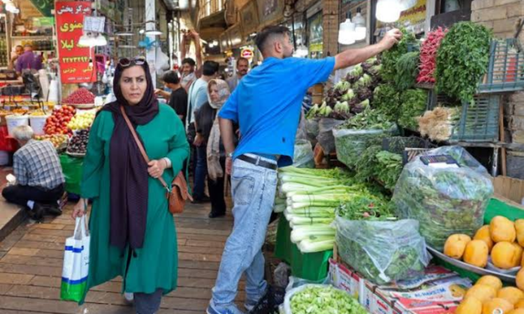 Iran acknowledges mounting economic toll of war as Tehran vows to resist US pressure