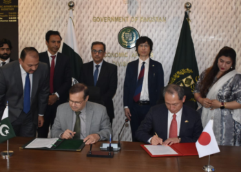 Japan extends Rs350m grant for human resource development scholarships in Pakistan