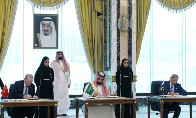 Türkiye, Saudi Arabia, Pakistan to deepen defence cooperation under Makkah pact