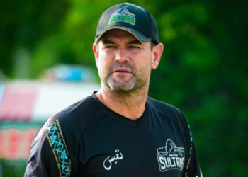 PCB appoints Michael Smith as Pakistan's batting coach