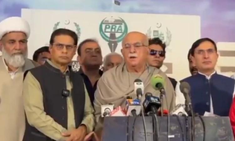 Opposition to approach SC over Imran’s hospital transfer, reaffirms September 27 long march