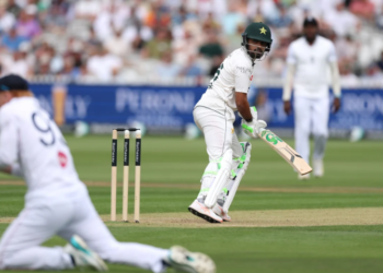 Pakistan lose early wickets after bowling England out for 290 at Lord’s
