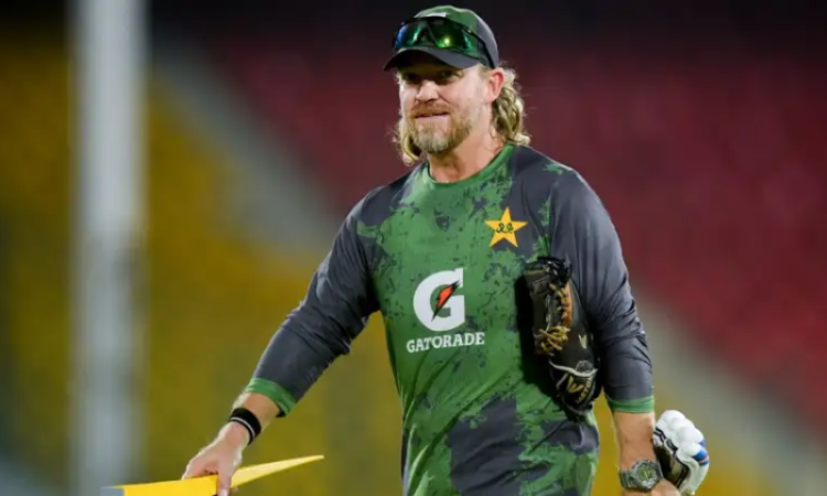 PCB begins search for experienced fielding coach for Pakistan team
