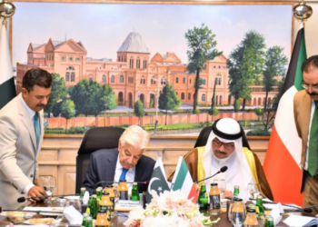 Pakistan, Kuwait sign new defence agreement to expand military cooperation