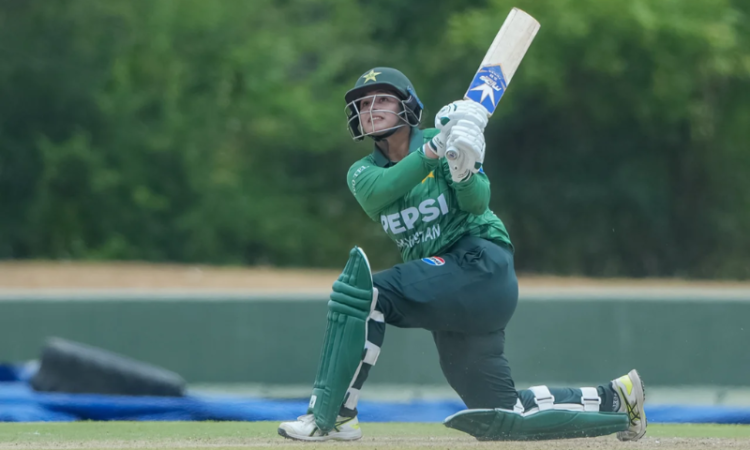 Pakistan Women beat Sri Lanka by four wickets to avoid T20I series whitewash