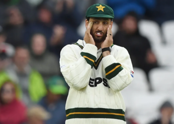 Pakistan register unwanted records in heavy Headingley defeat