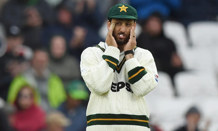 Pakistan register unwanted records in heavy Headingley defeat