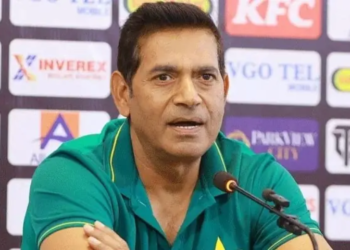 Aaqib Javed to continue as PCB high-performance director