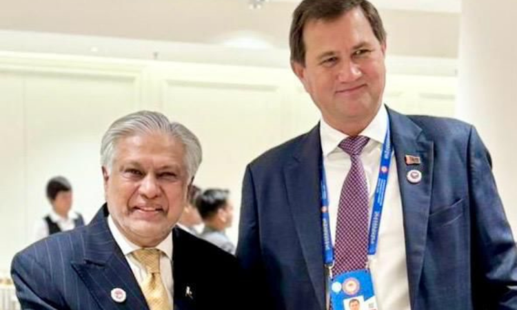 Ishaq Dar, Belarusian counterpart discuss bilateral ties in Bishkek