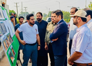 CDA chairman reviews Kashmir Chowk underpass, traffic management measures