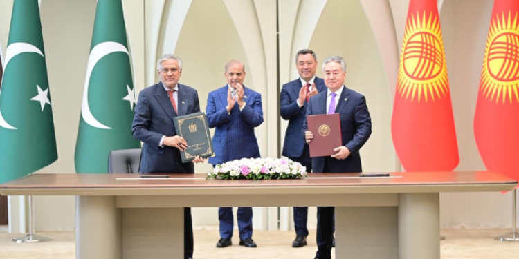 Pakistan, Kyrgyzstan set $200m trade target as leaders deepen bilateral cooperation