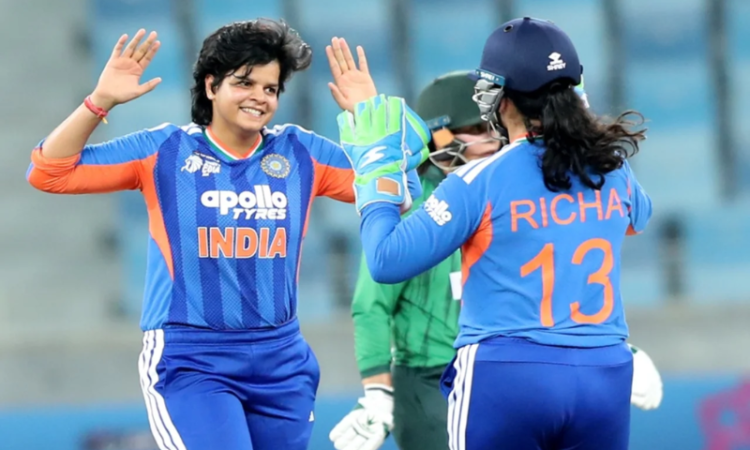 Pakistan women suffer record-low T20I total against India