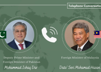 Dar, Malaysian foreign minister discuss bilateral ties