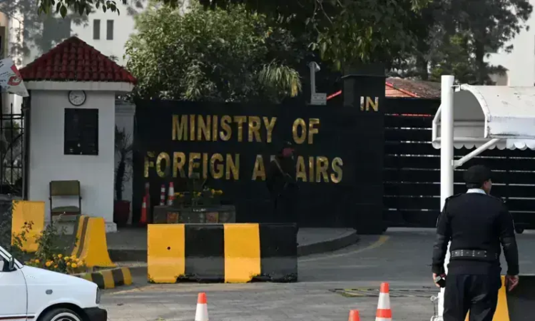 FO rejects India’s claims over disputed Kashmir status