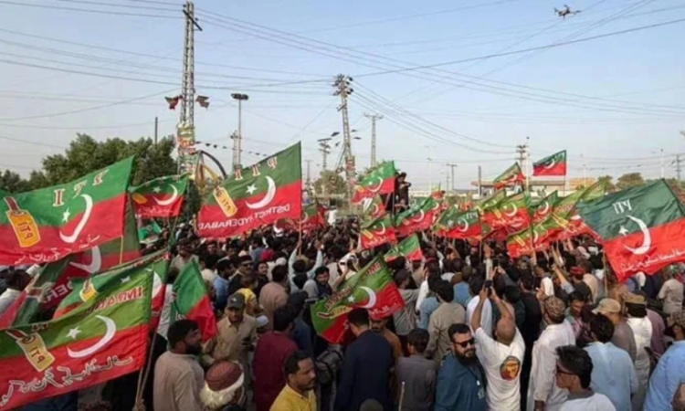 PTI postpones Islamabad long march to October 4- Sources