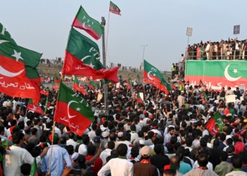 PTI vows to proceed with Sept 27 Islamabad march, directs workers to remain peaceful