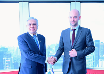 Pakistan, France review bilateral ties, regional developments