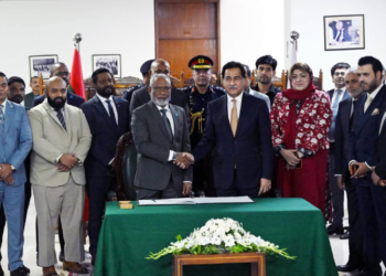 Pakistan, Maldives pledge to strengthen parliamentary ties