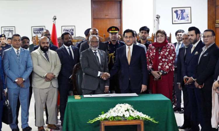 Pakistan, Maldives pledge to strengthen parliamentary ties