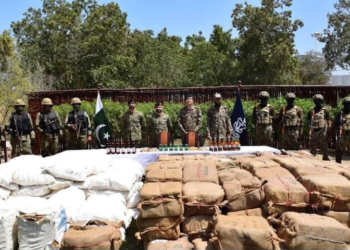 Navy, Coast Guards thwart smuggling attempt in Balochistan