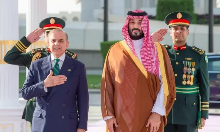 PM Shehbaz Sharif congratulates Saudi leadership, people on National Day
