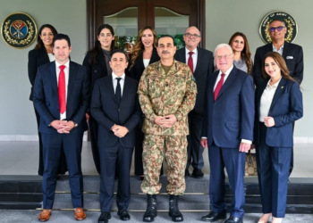Army chief meets POWERUS delegation at GHQ
