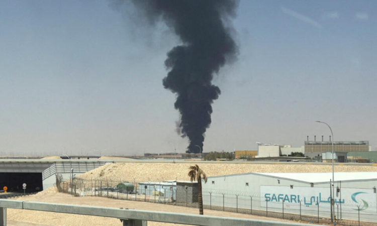 Smoke plume seen near Riyadh airport amid Houthi escalation