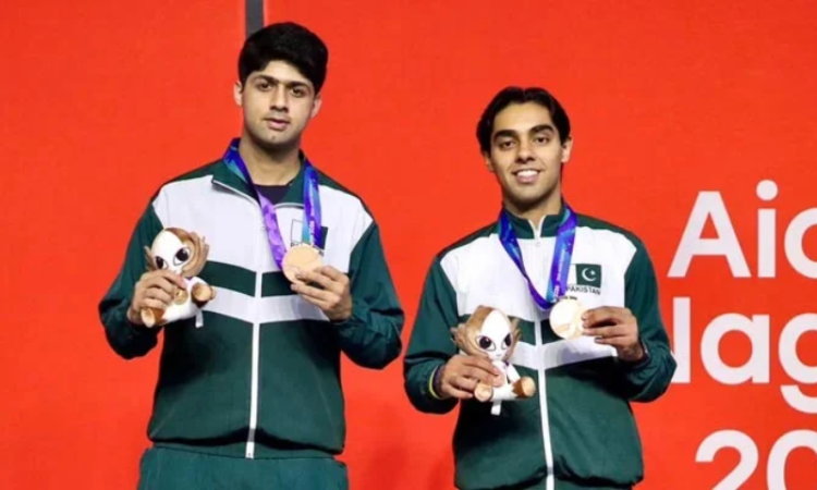 Pakistan reach Asian Games squash semi-finals, secure bronze