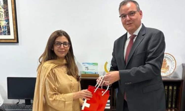 Switzerland, Pakistan review bilateral ties, regional developments