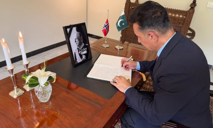 Tajikistan Ambassador expresses condolences on passing of King Harald V of Norway