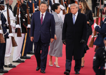 Trump gives Xi rare personal welcome as Chinese president begins US state visit