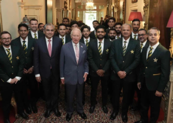 King Charles meets Pakistan cricket team, praises peace efforts
